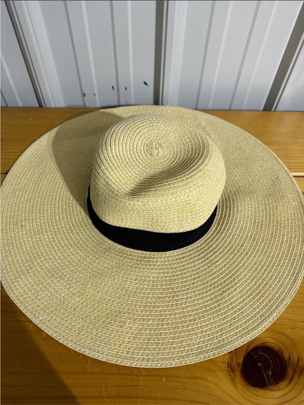 Classic Wide-Brim Straw Sun Hat with Black Band